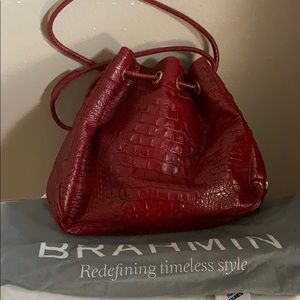 Drawstring hand bag